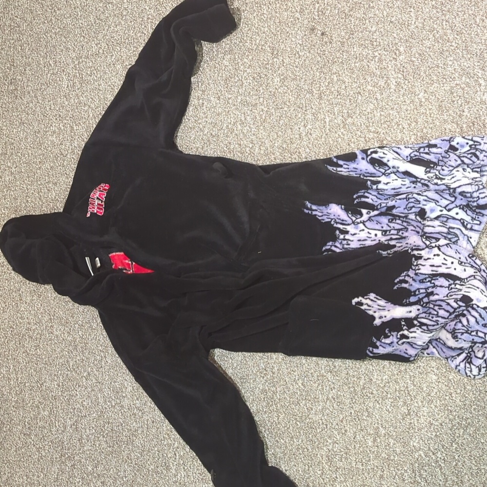 Walking Dead Bath Robe One Size Fits Men's XL Never Worn